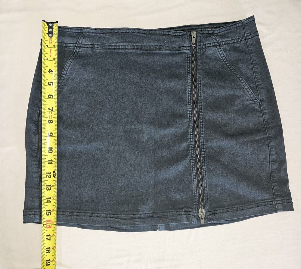 American Eagle Mini Skirt Front Zipper Super Stretch Size 14 Whimsigoth Grunge